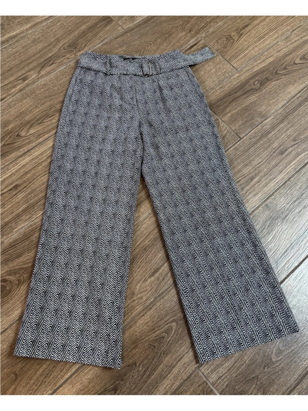 WHBM Luna Wide Leg Chevron Belted Pants 4